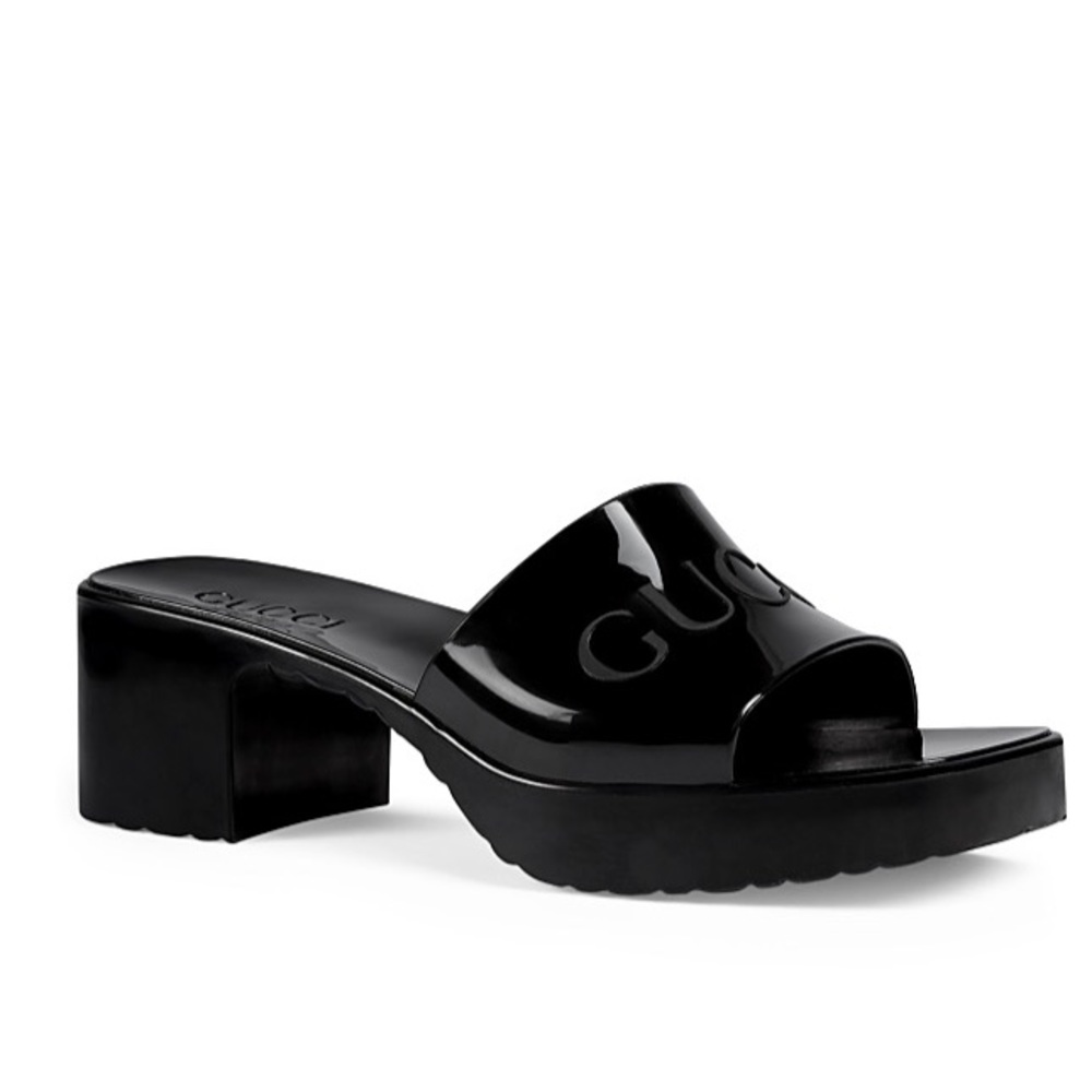 Gucci rubber slides woman’s sandal